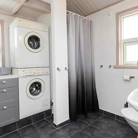 Two-bedroom In 20