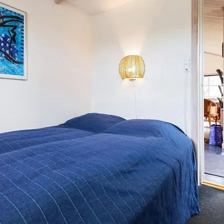 Two-bedroom In 20