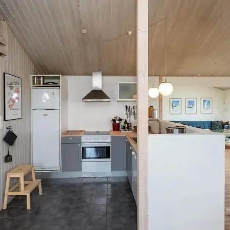 Two-bedroom In 20